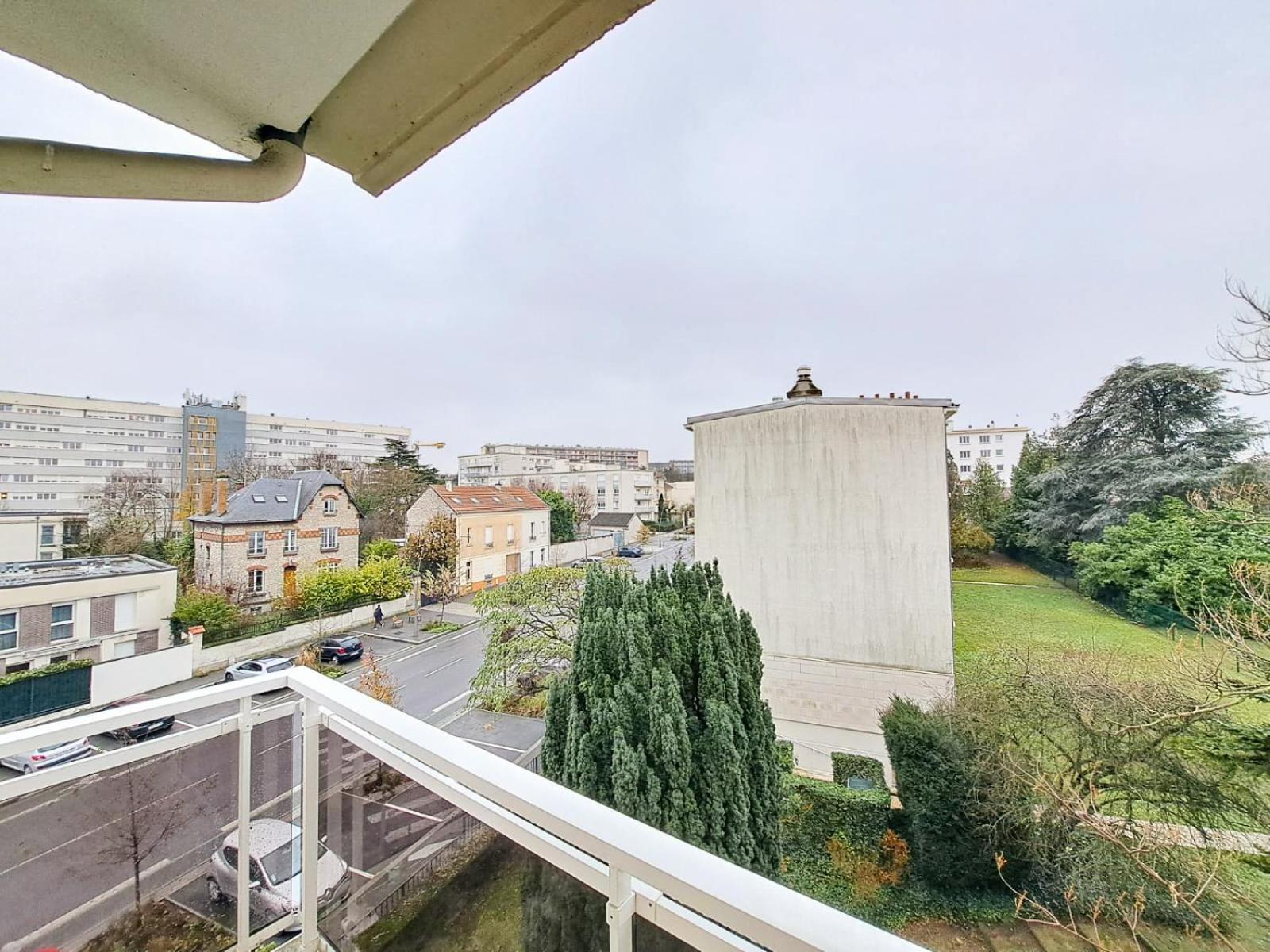 Appartement Cosy Au Coeur De Reims Extérieur photo